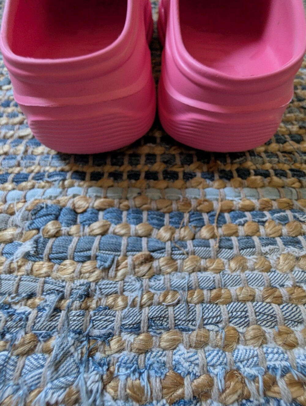 Hunter In Out Bloom Algae Foam Clogs 9 Pink Slip On Mules Barbiecore Maximilist - Picture 9 of 10